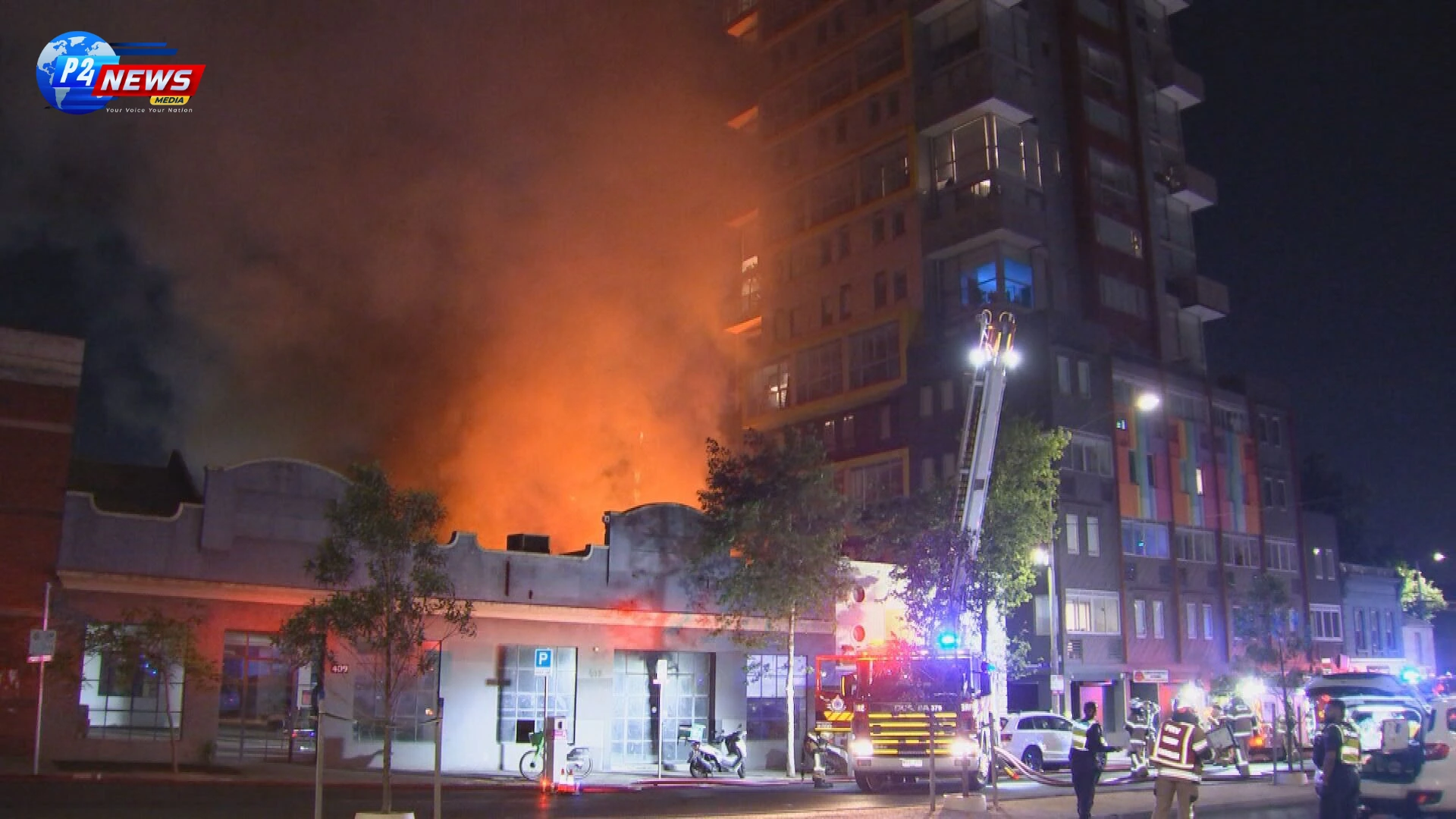 'Melbourne Factory Inferno Forces Evacuation of Over 100 Residents