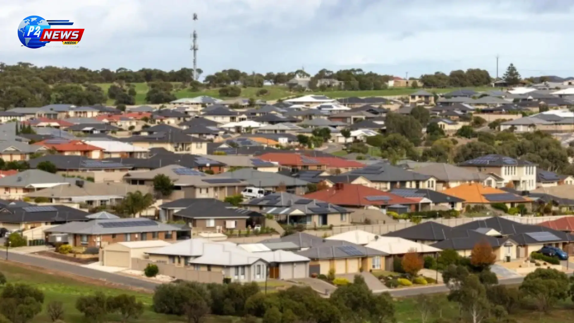 'House Prices Decline in Major Australian Cities Amid Economic Challenges