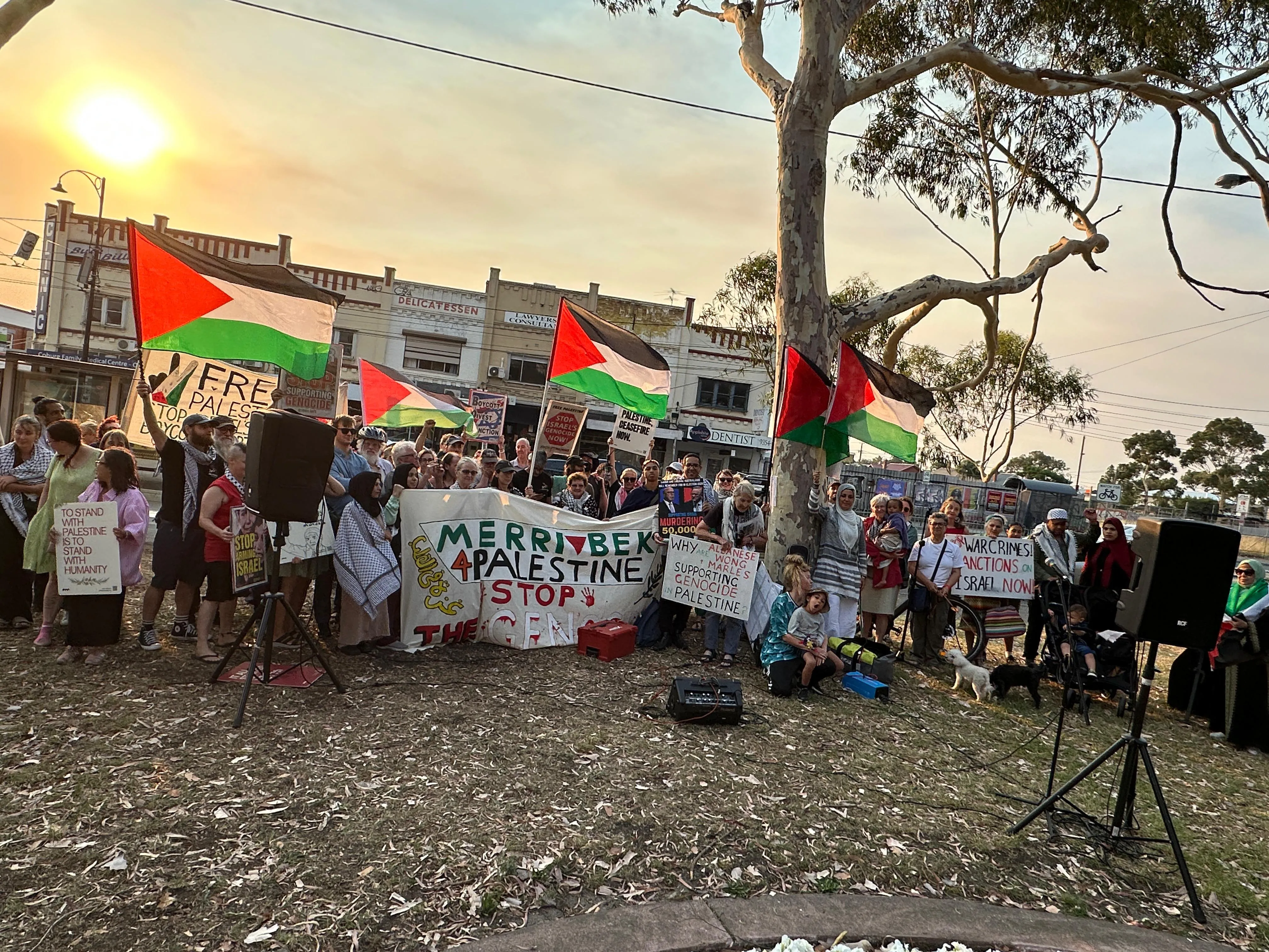 Vigil Held in Protest of 'No Christmas in Palestine' Amid Ongoing Gaza Crisis