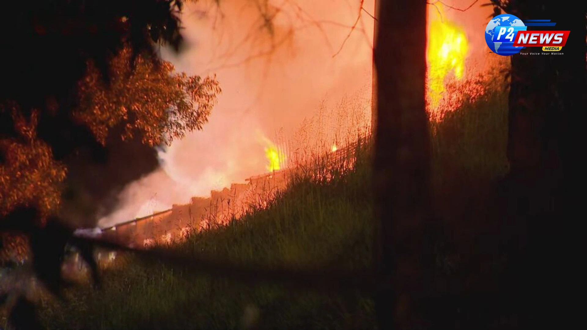 Truck Explosion on Logan Motorway Sparks Toxic Smoke Alert, Forces Resident Evacuations